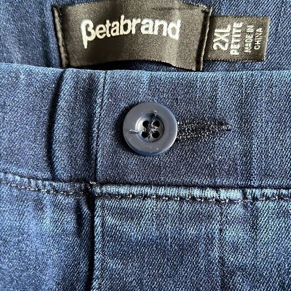 NWOT Beta brand Dark Indigo Yoga Bootcut Jeans Sz 2XL Petite - Picture 7 of 7